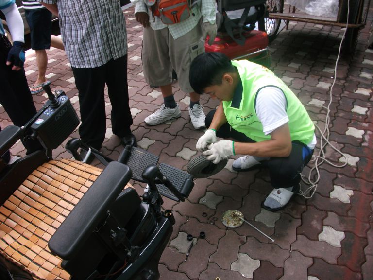 장애인협회 출장 휠체어 무상수리(점검)